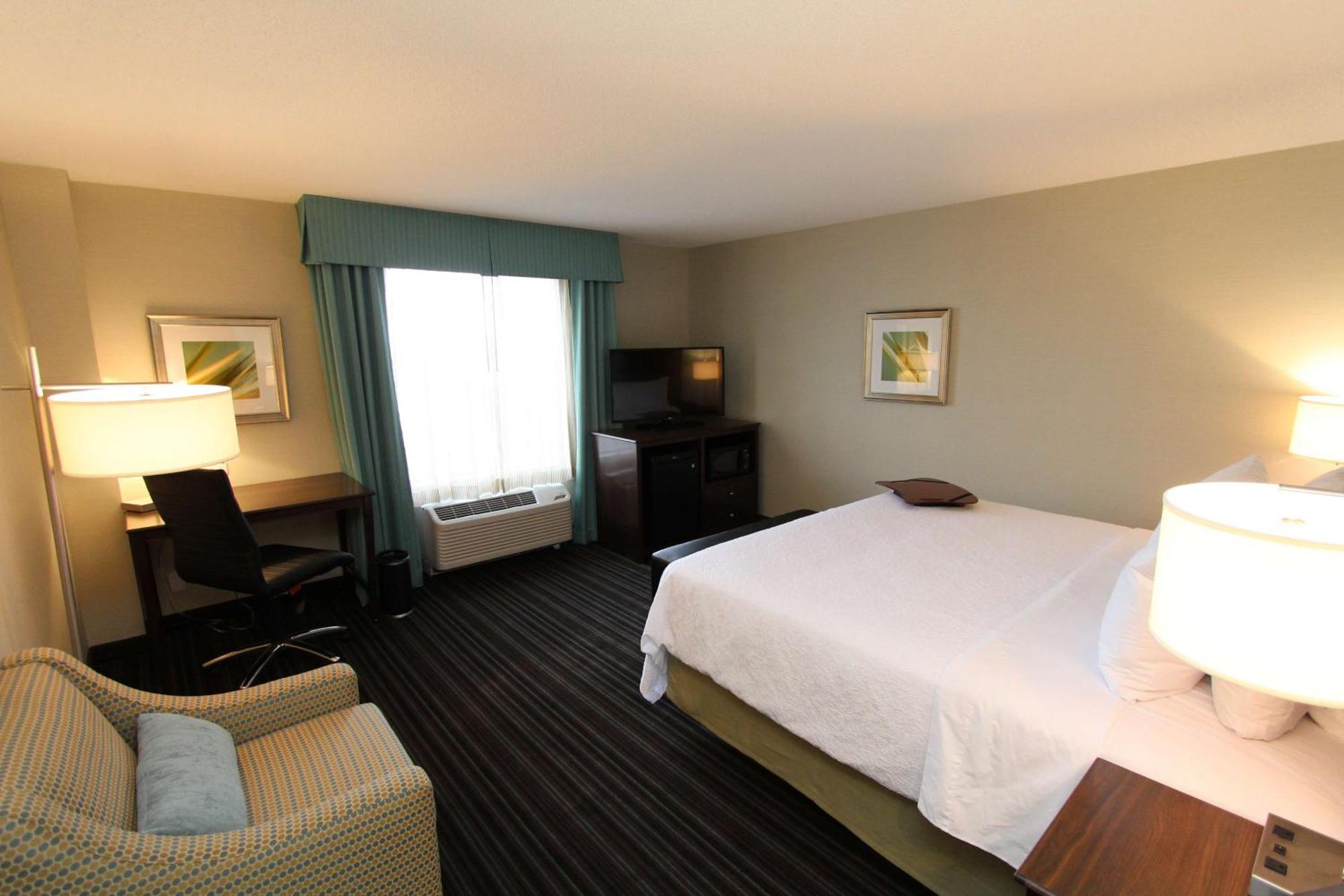 Hampton Inn & Suites By Hilton St. John'S Airport Exterior foto